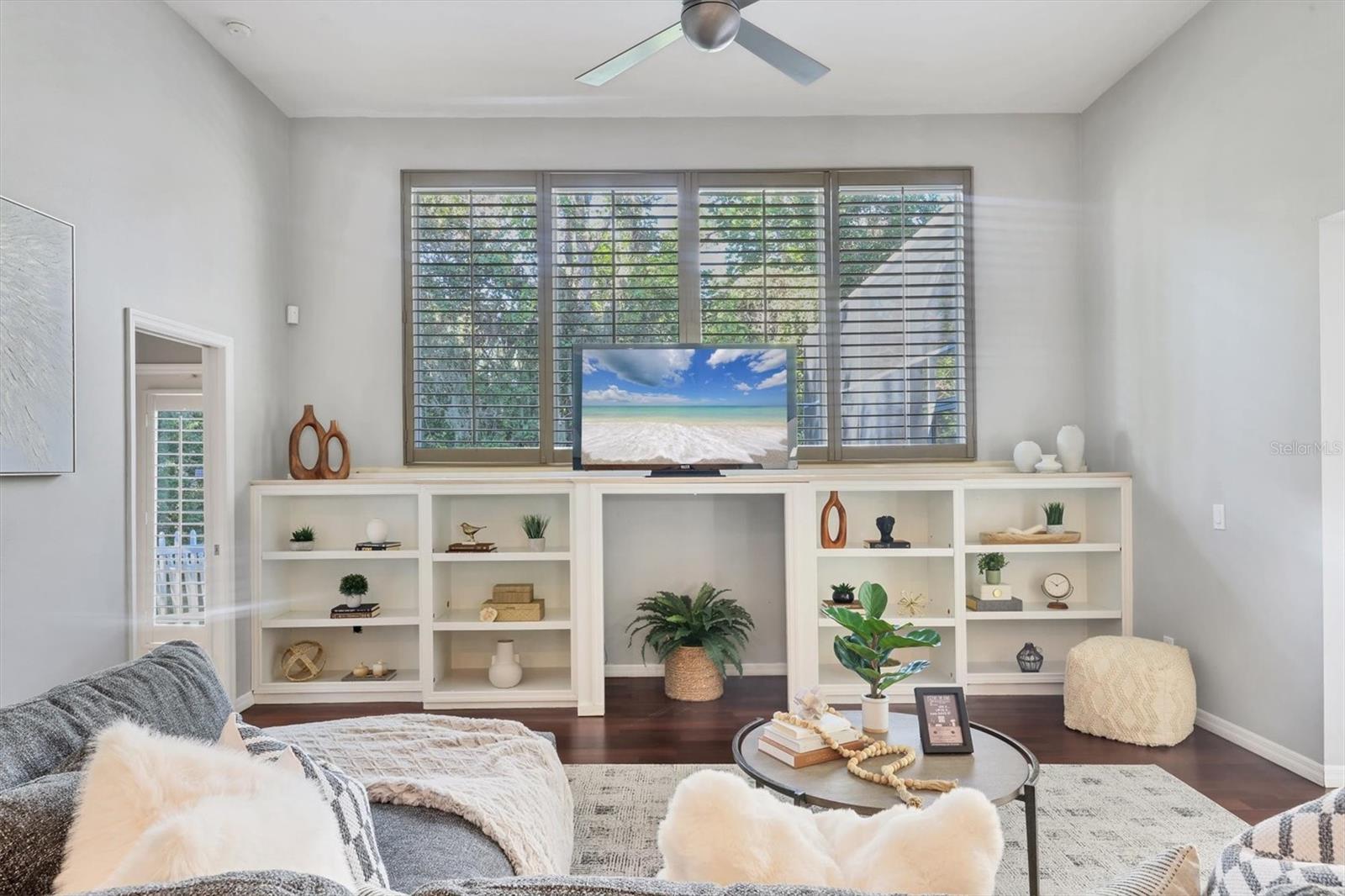 PARK TRACE ESTATES - Residential