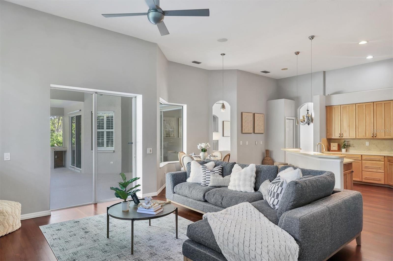 PARK TRACE ESTATES - Residential