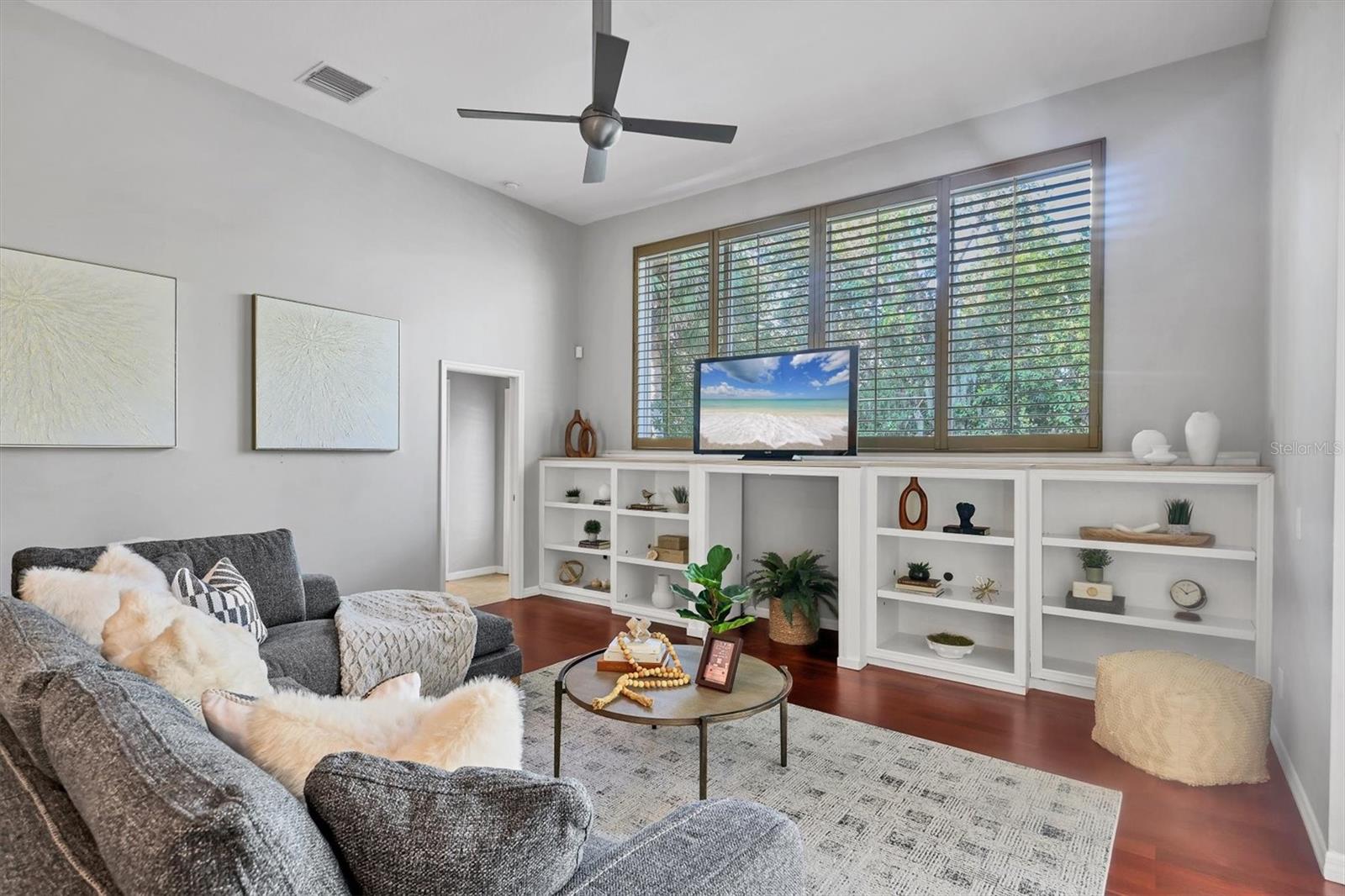 PARK TRACE ESTATES - Residential