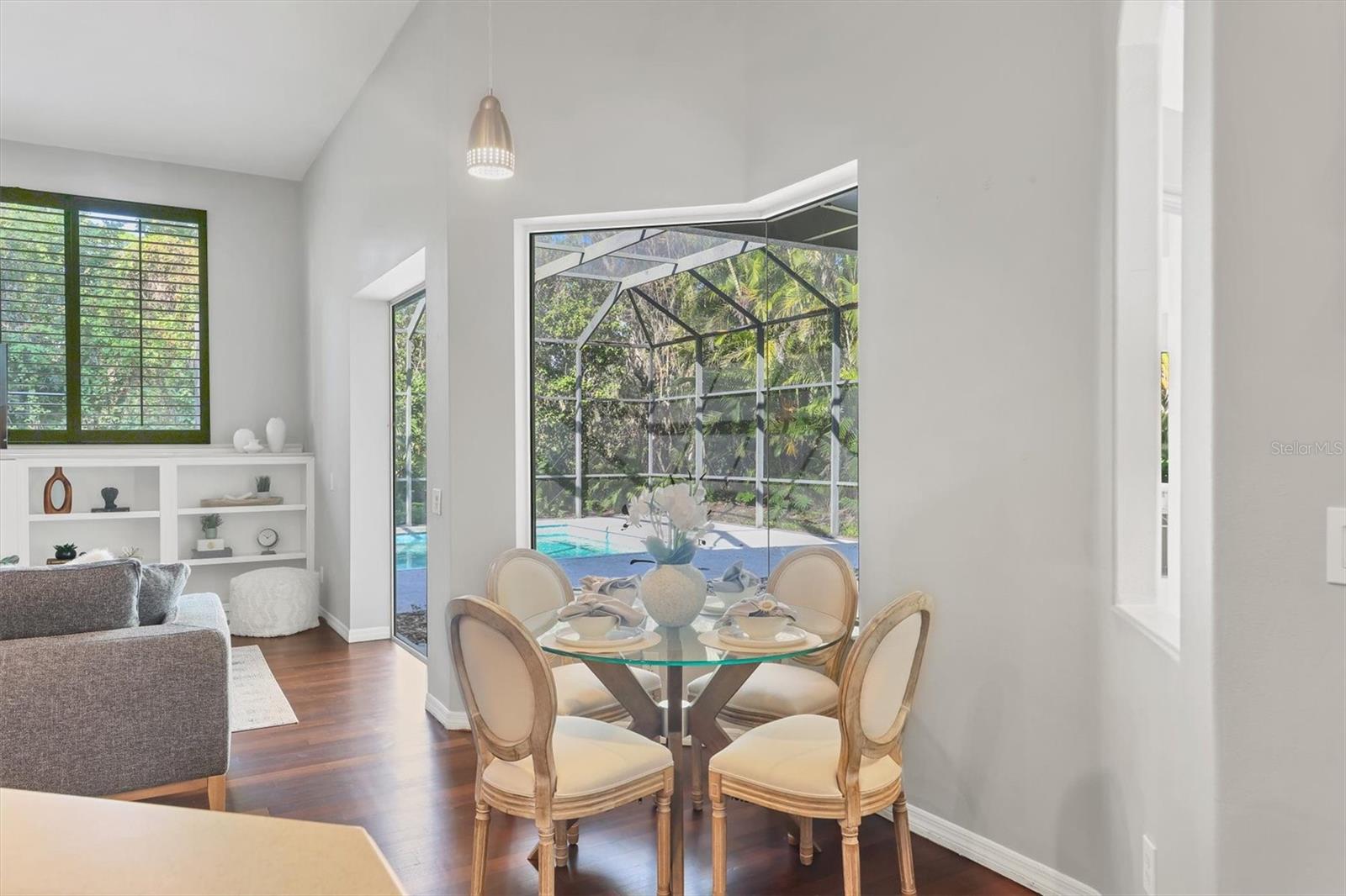 PARK TRACE ESTATES - Residential