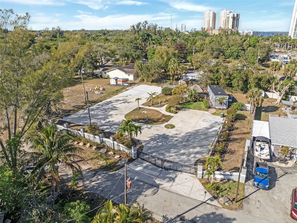 Photo of 1280 Williams Street, Fort Myers, FL 33916 (MLS # C7522412)