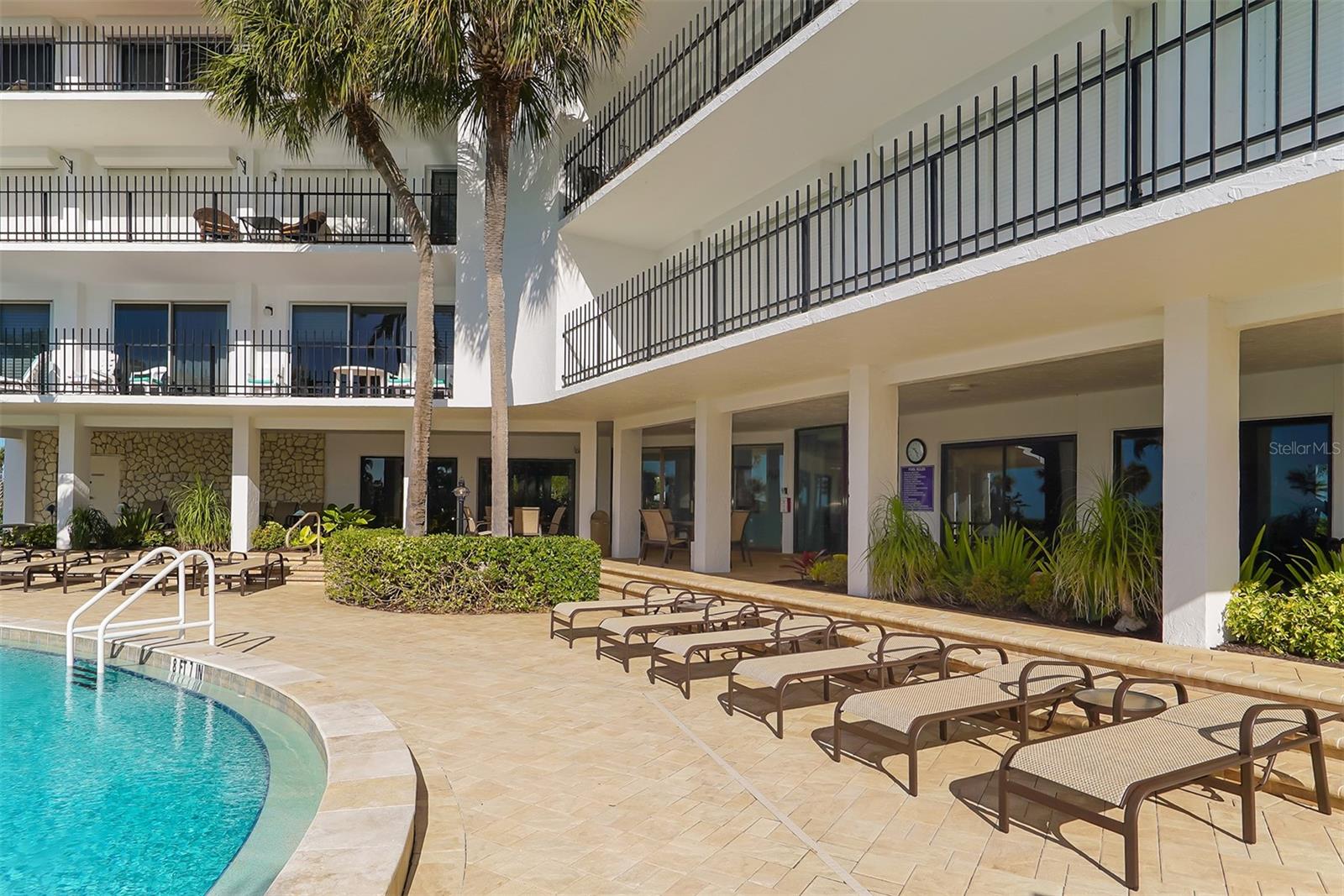 ST ARMAND TOWERS NORTH - Residential Lease