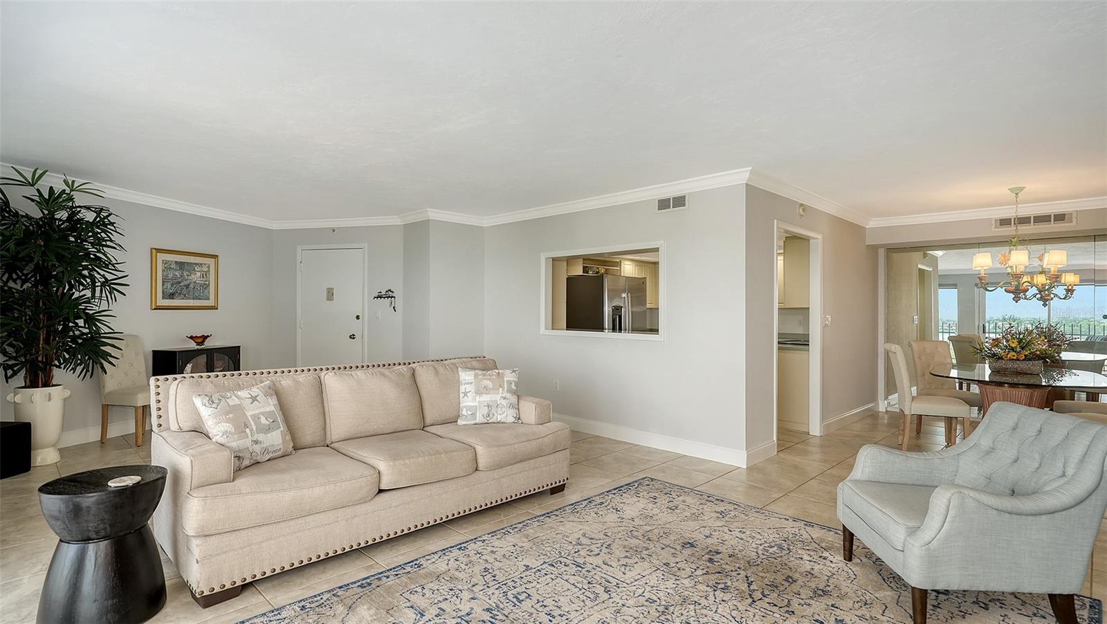 ST ARMAND TOWERS NORTH - Residential Lease