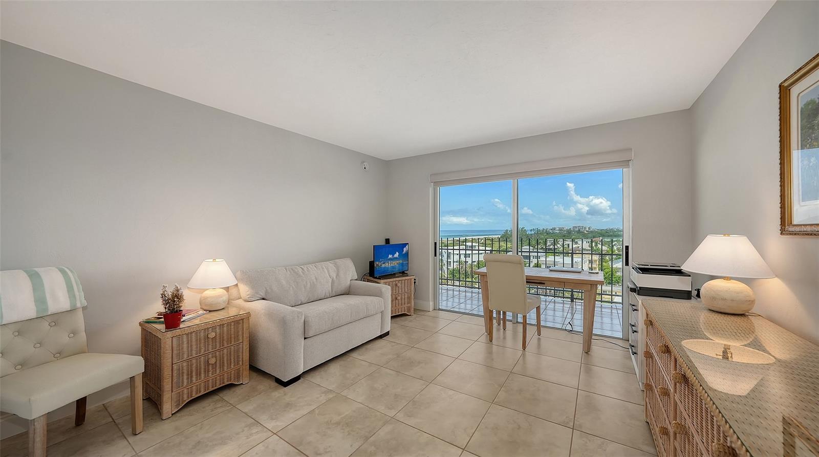 ST ARMAND TOWERS NORTH - Residential Lease