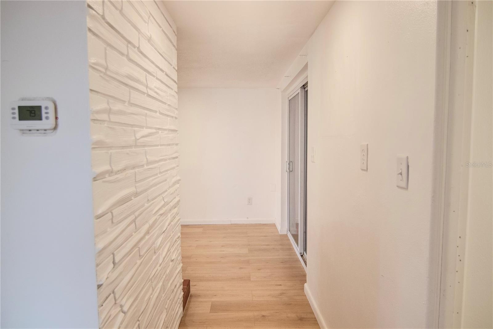 BAY STREET VILLAS - Residential