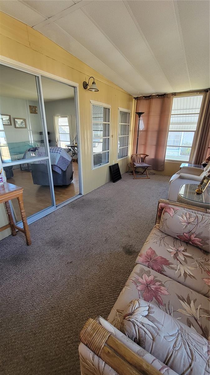 SKY HARBOR ESTATES CORP INC CONDO - Residential