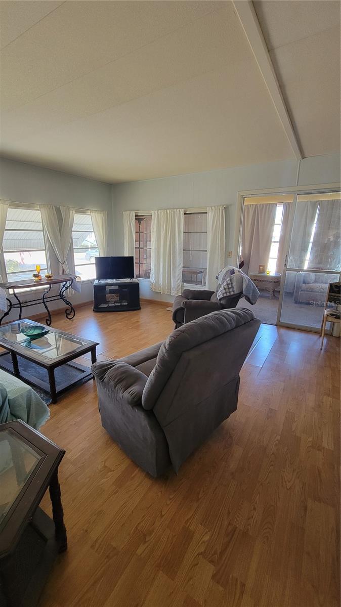 SKY HARBOR ESTATES CORP INC CONDO - Residential