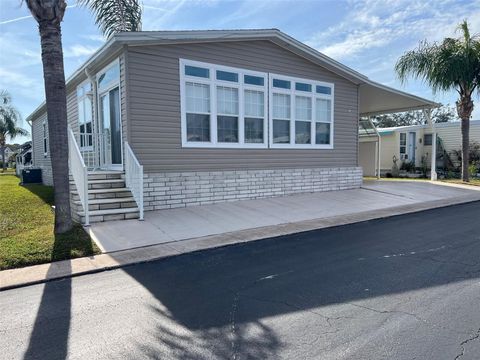 Photo of 12651 Seminole Boulevard #4F, Largo, FL 33778 (MLS # TB8453519)