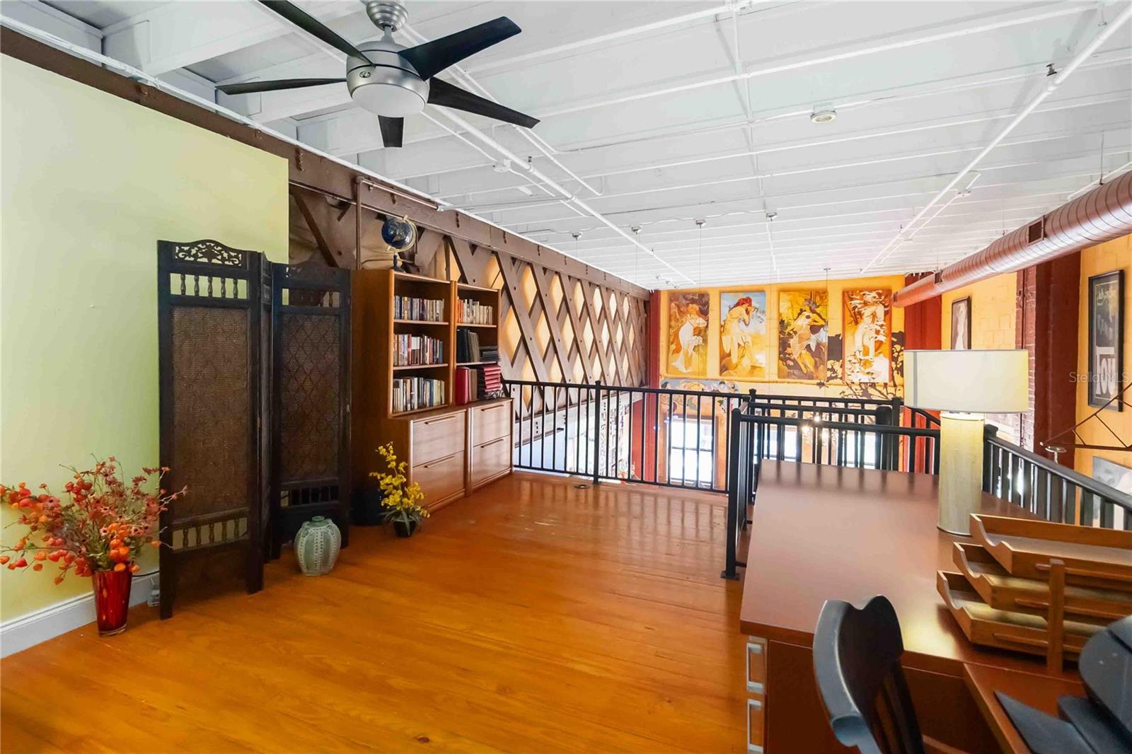 CHINA GLASS WAREHOUSE LOFTS CONDO - Residential