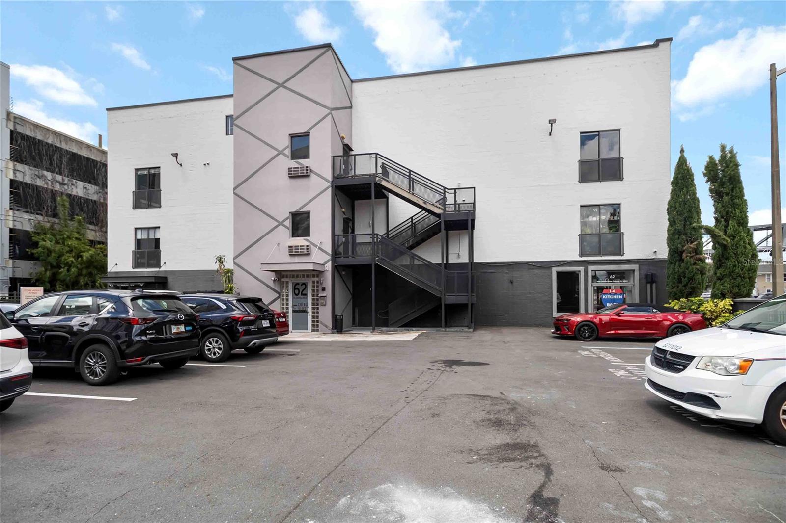 CHINA GLASS WAREHOUSE LOFTS CONDO - Residential