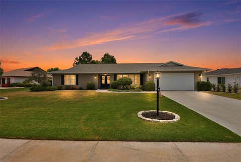 Photo of 412 Stoneham Drive, Sun City Center, FL 33573 (MLS # TB8526982)