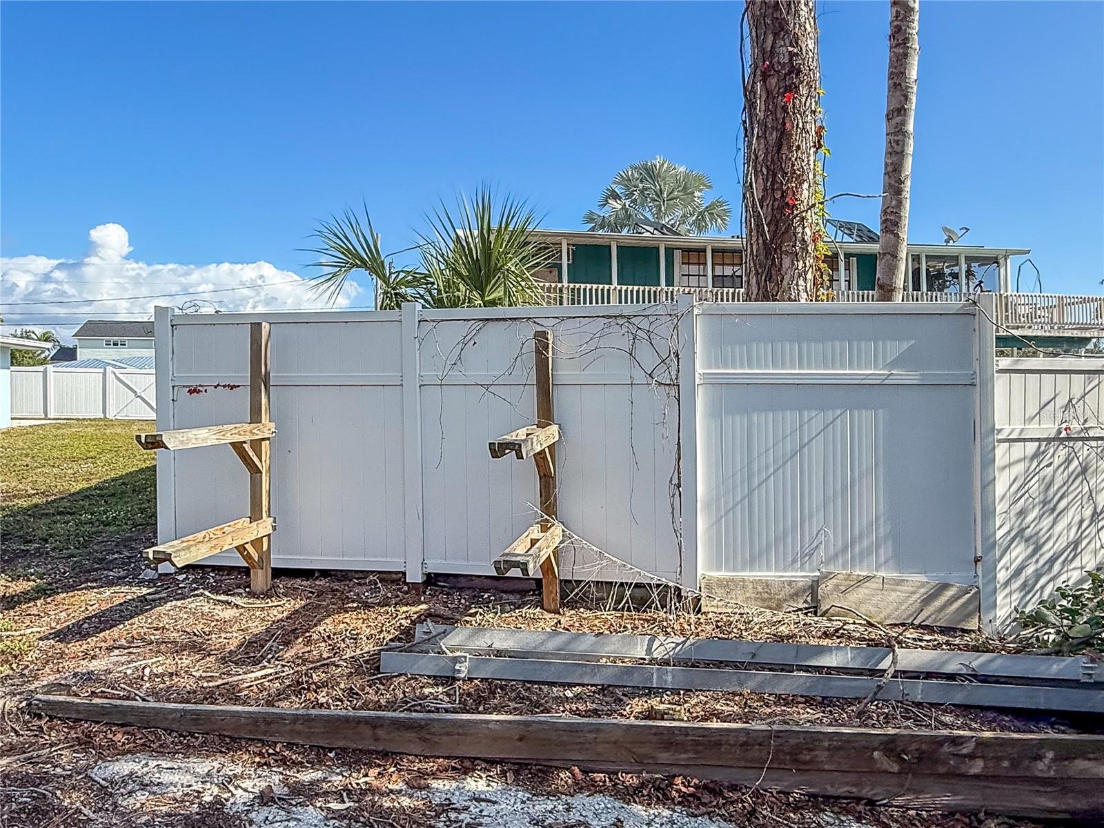 MANATI SHORES SECOND ADD - Residential