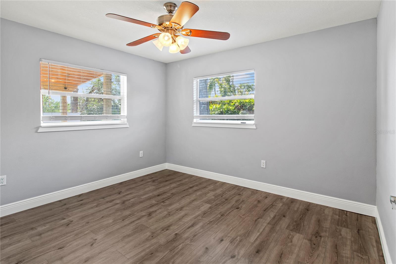 MANATI SHORES SECOND ADD - Residential