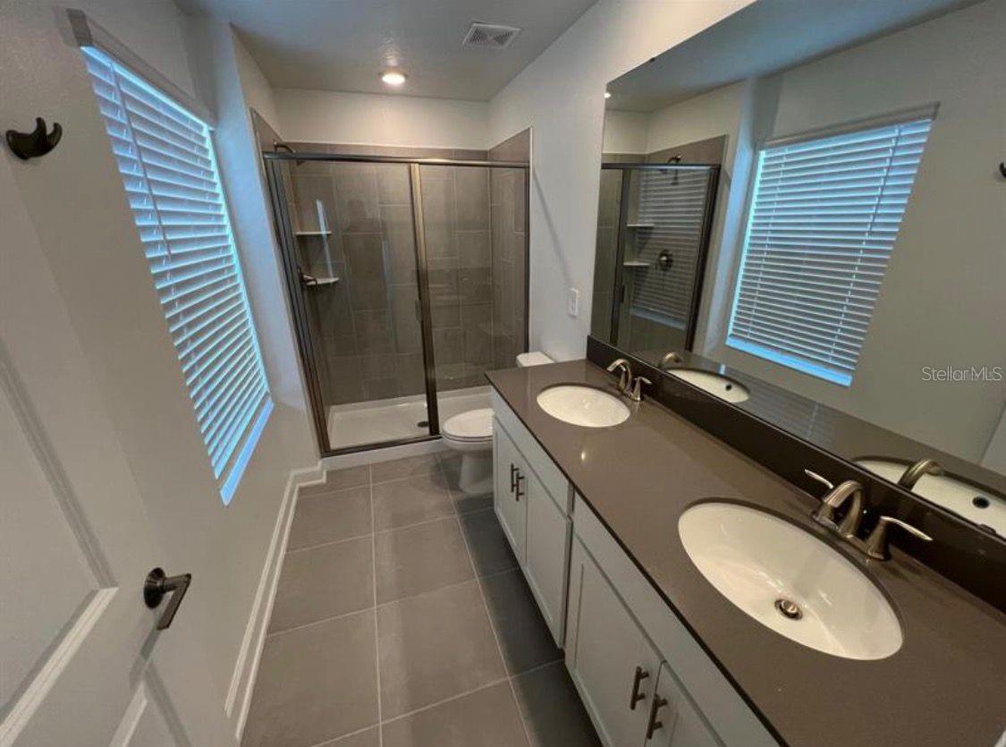 STOREY PARK - Residential Lease