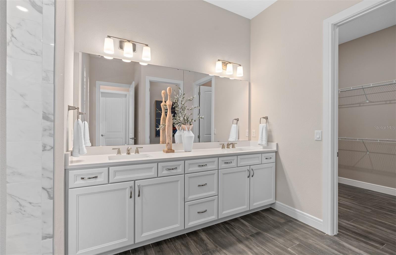 DEL WEBB OASIS - Residential