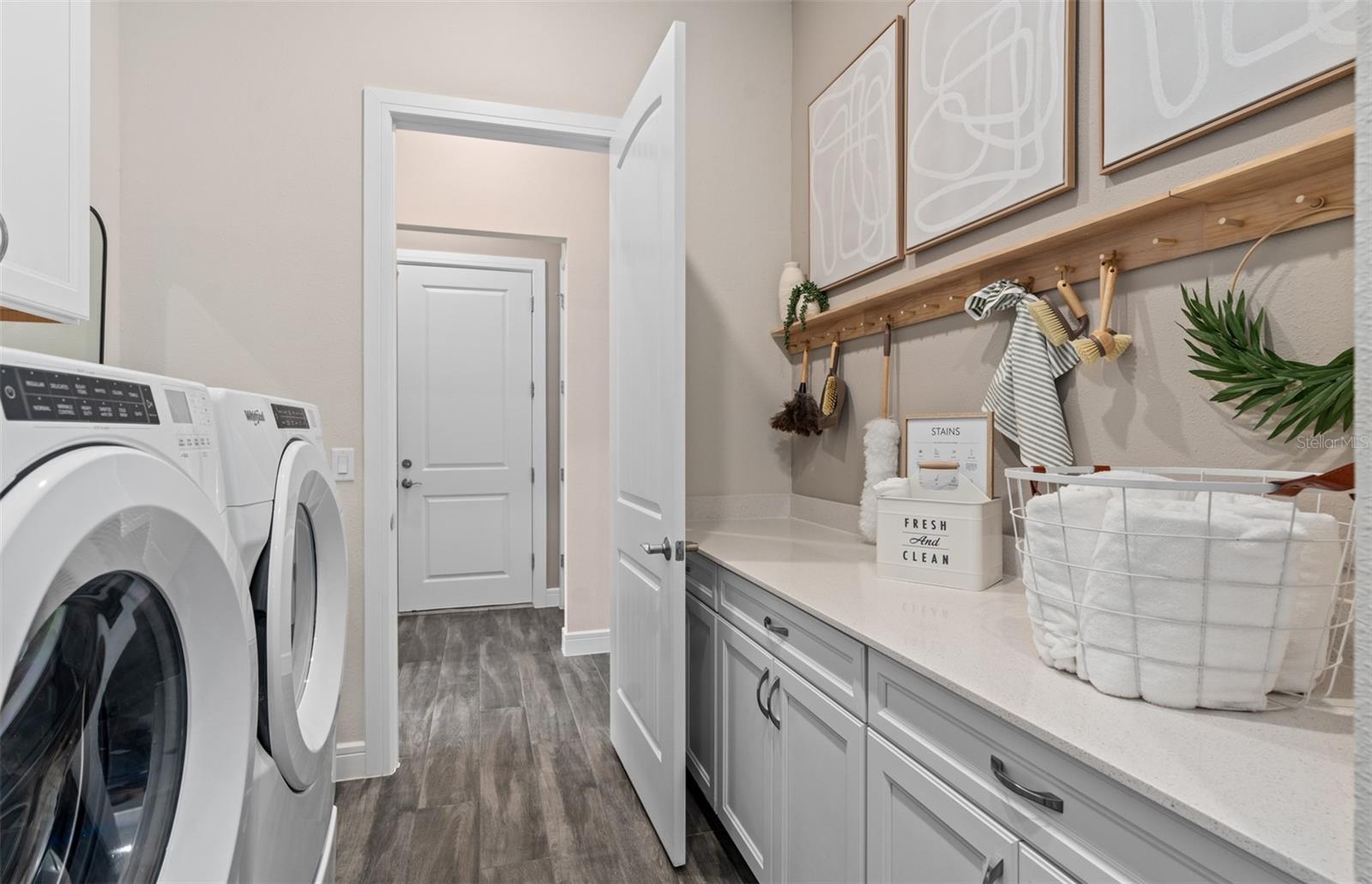 DEL WEBB OASIS - Residential