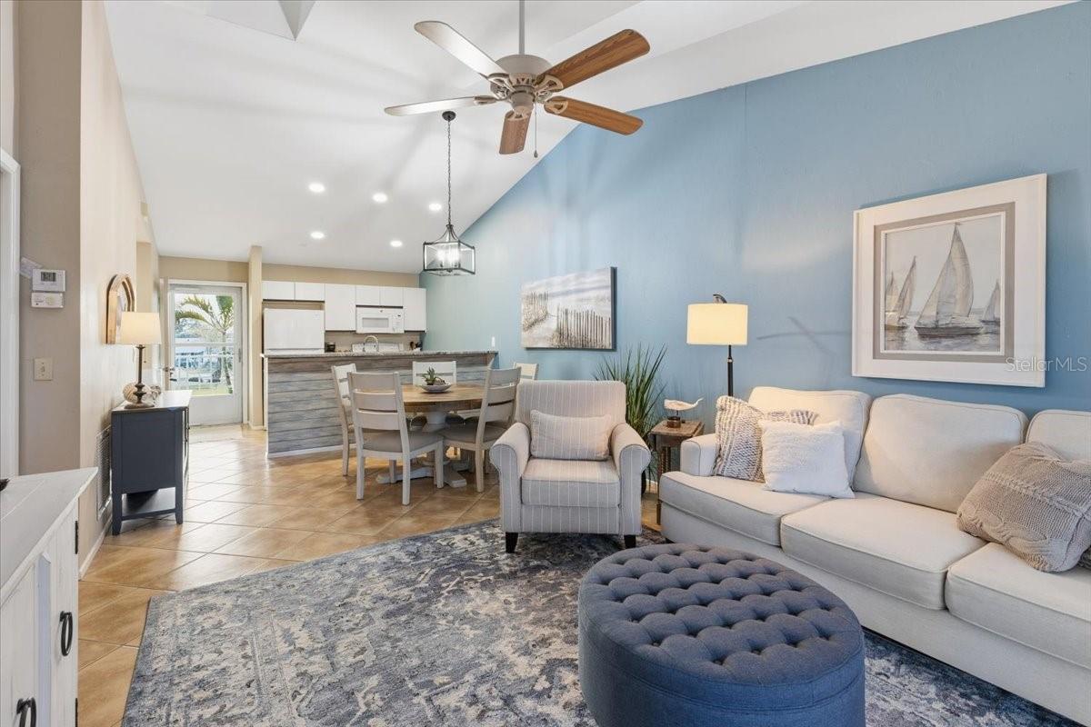 GOLDEN TEE PH 01 BLDG 14 - Residential