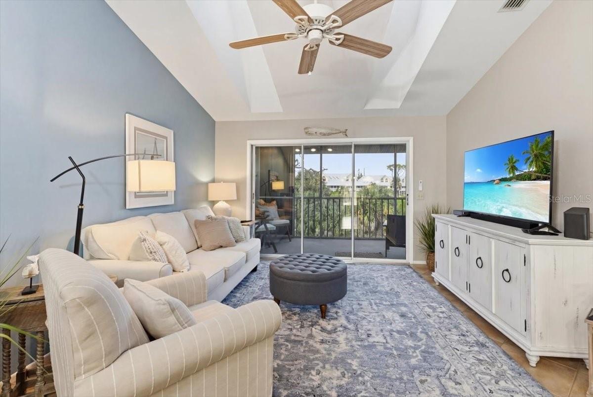 GOLDEN TEE PH 01 BLDG 14 - Residential