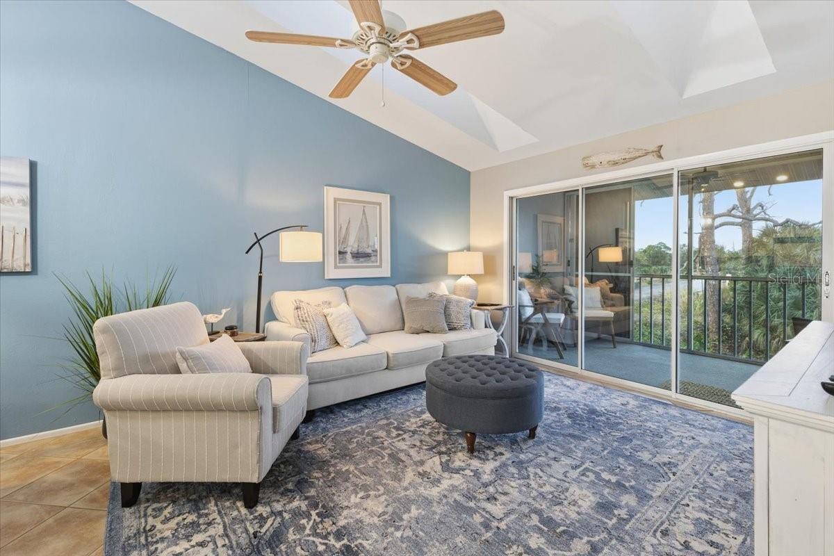 GOLDEN TEE PH 01 BLDG 14 - Residential