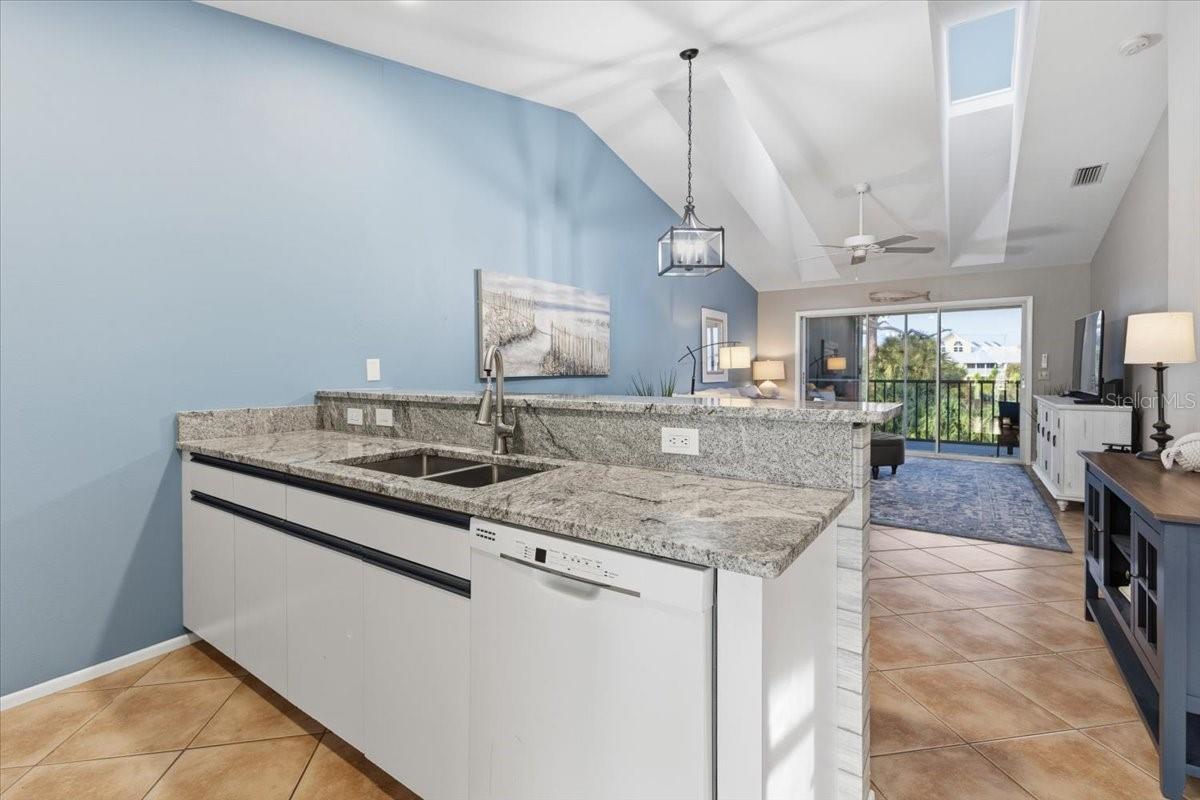 GOLDEN TEE PH 01 BLDG 14 - Residential