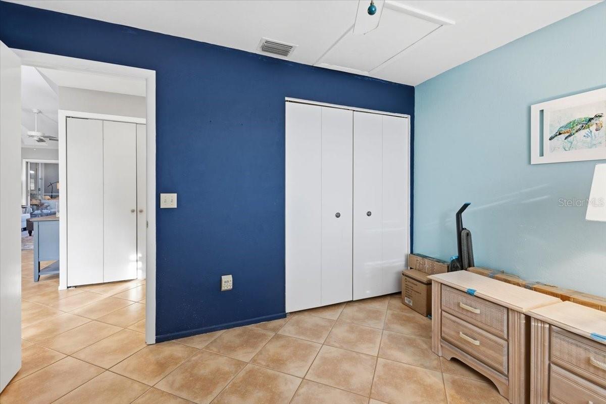 GOLDEN TEE PH 01 BLDG 14 - Residential