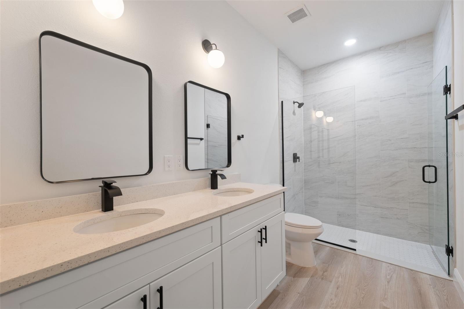 MARION OAKS UN SEVEN - Residential