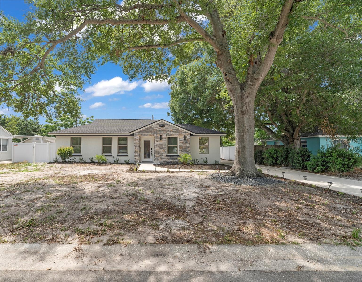 BELLBROOK HEIGHTS - Residential
