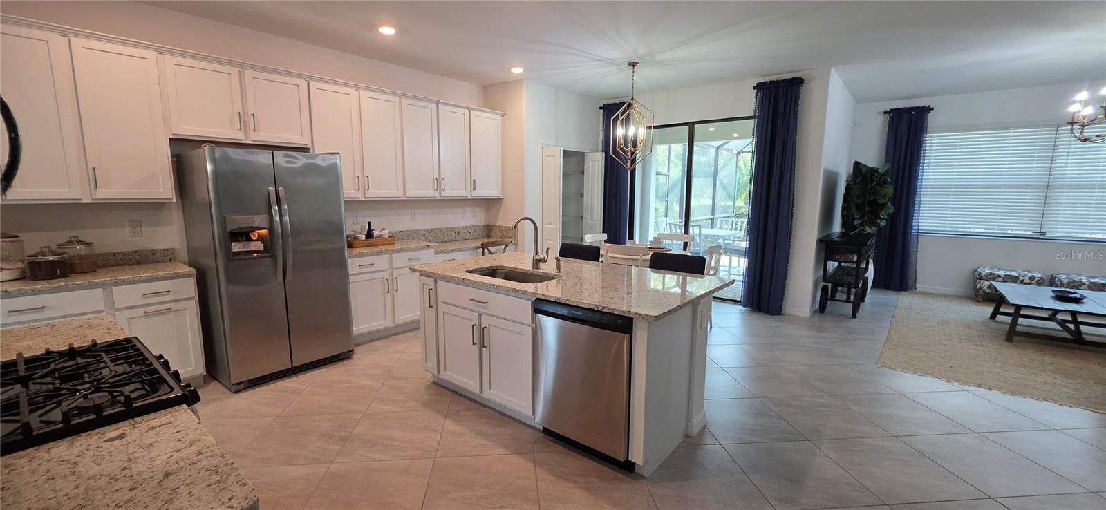 LORRAINE LAKES PH I - Residential