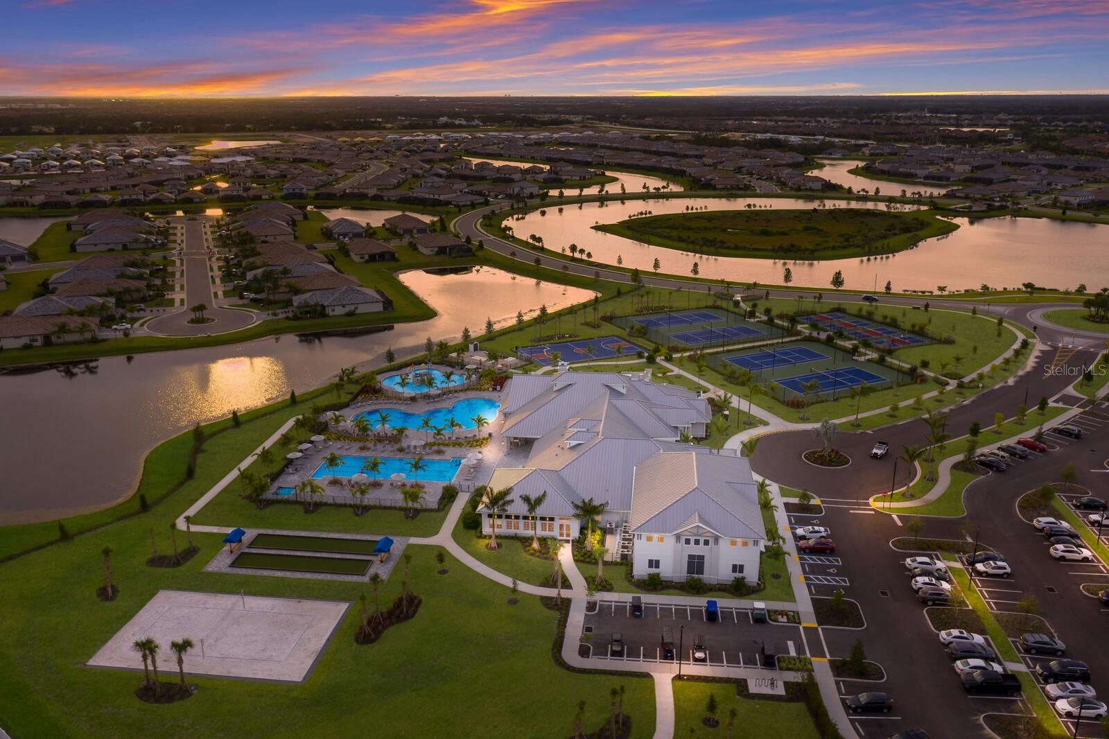 LORRAINE LAKES PH I - Residential