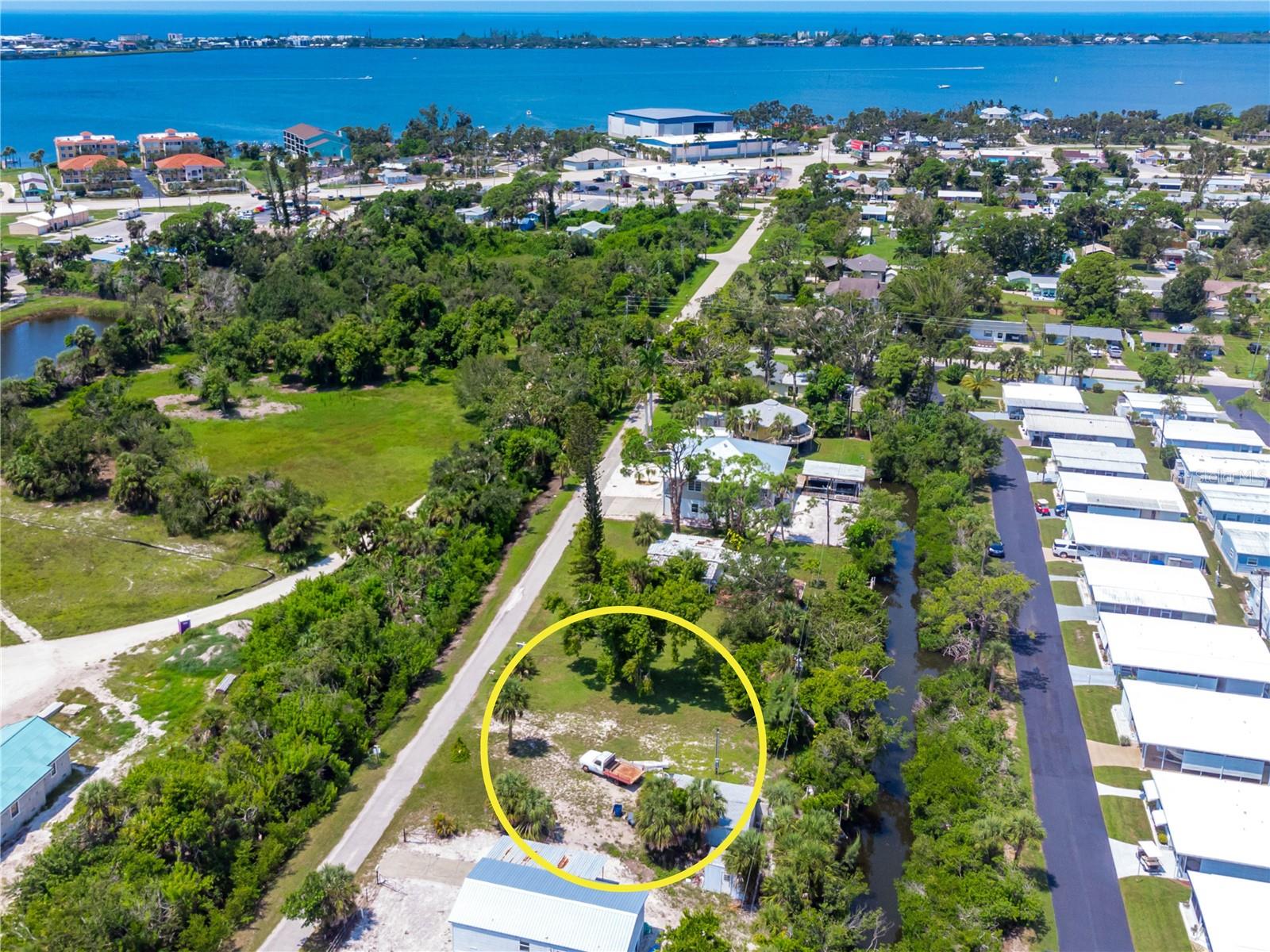 RIVERVIEW MOBILE ESTATES - Land