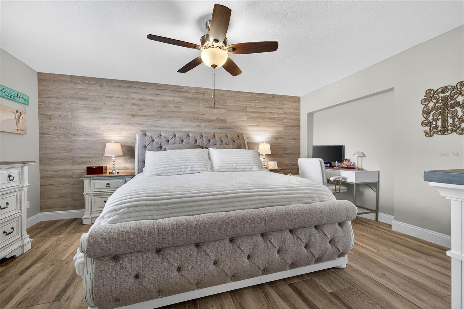 GULF HARBORS WOODLANDS - Residential