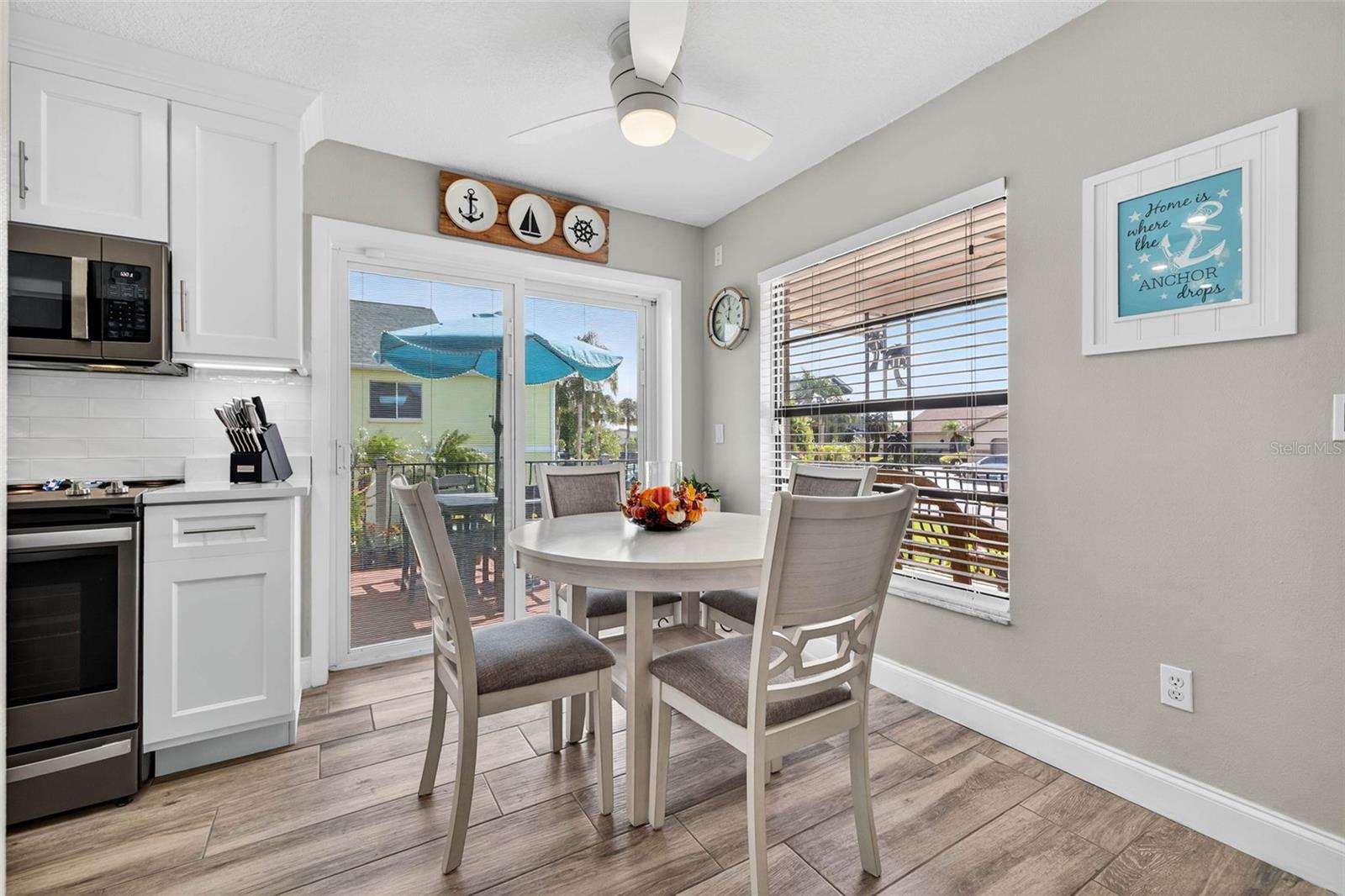 GULF HARBORS WOODLANDS - Residential