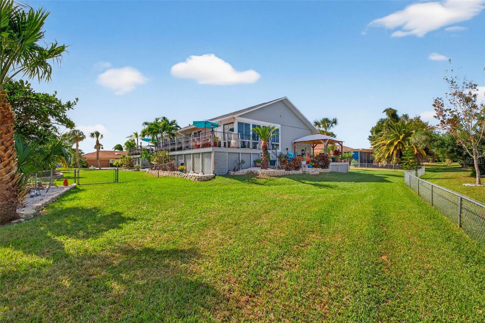 GULF HARBORS WOODLANDS - Residential