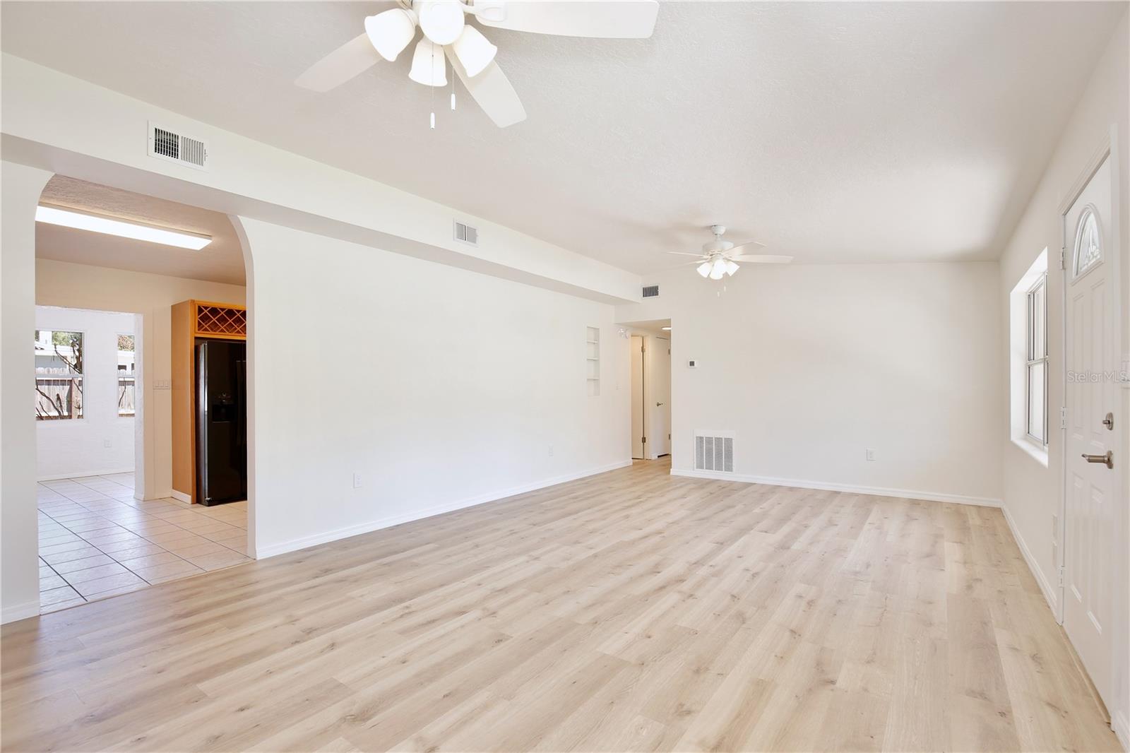 GLASS GARDENS - Residential