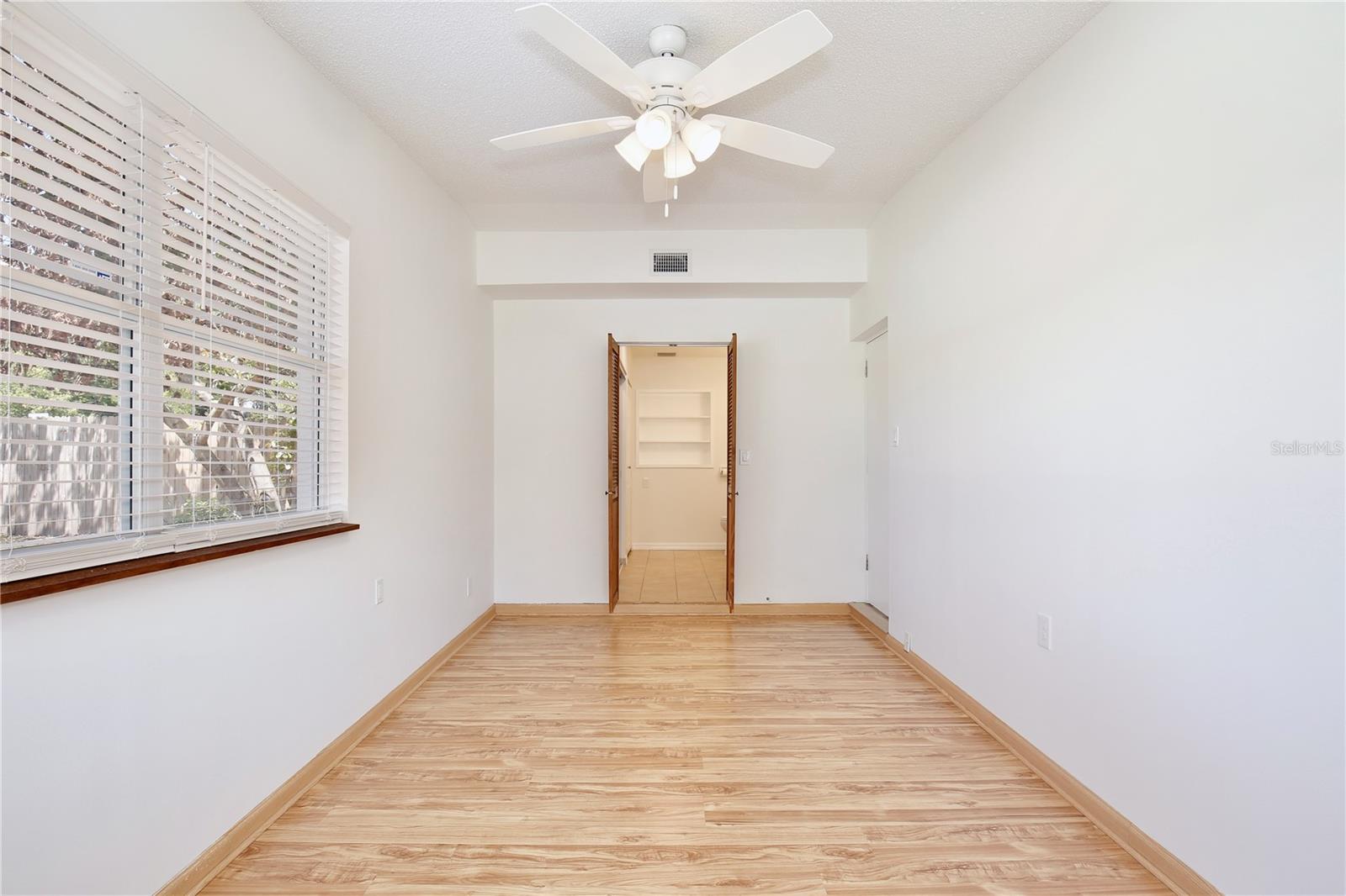 GLASS GARDENS - Residential