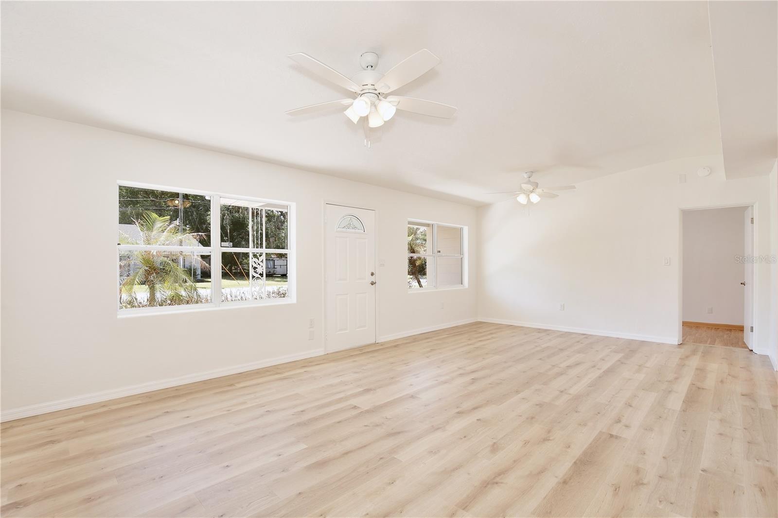 GLASS GARDENS - Residential