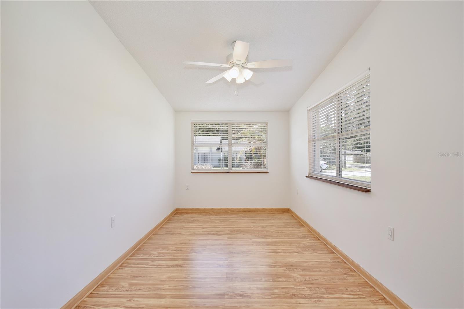 GLASS GARDENS - Residential