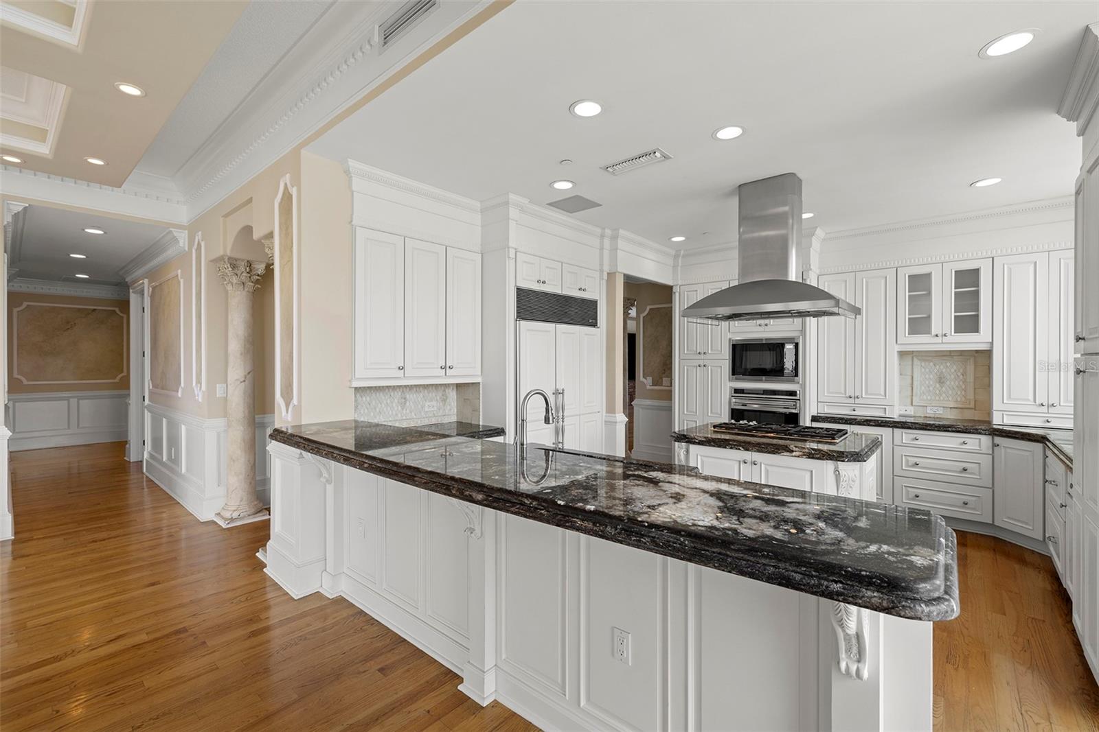 THE PLAZA HARBOUR ISLAND A CON - Residential