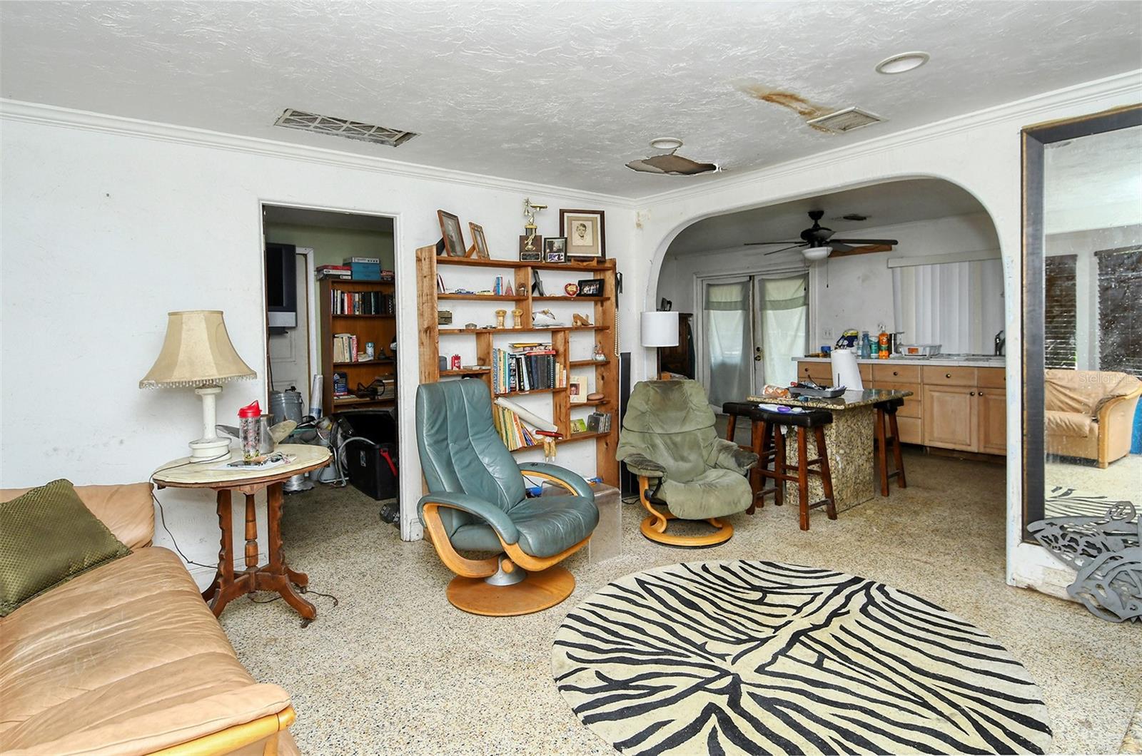 BAHAMA HEIGHTS - Residential