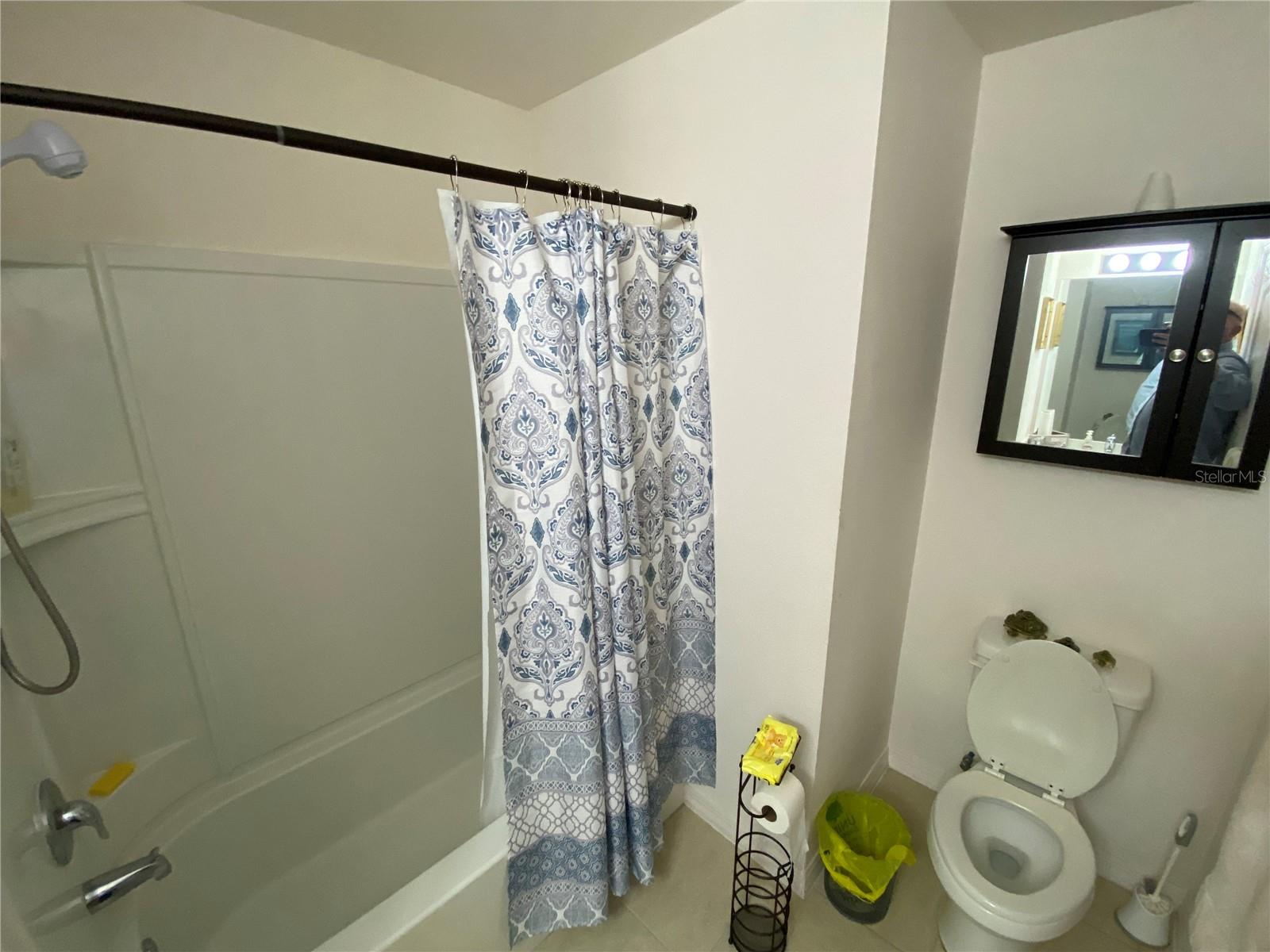 RIDGE/SWAN LAKE - Residential