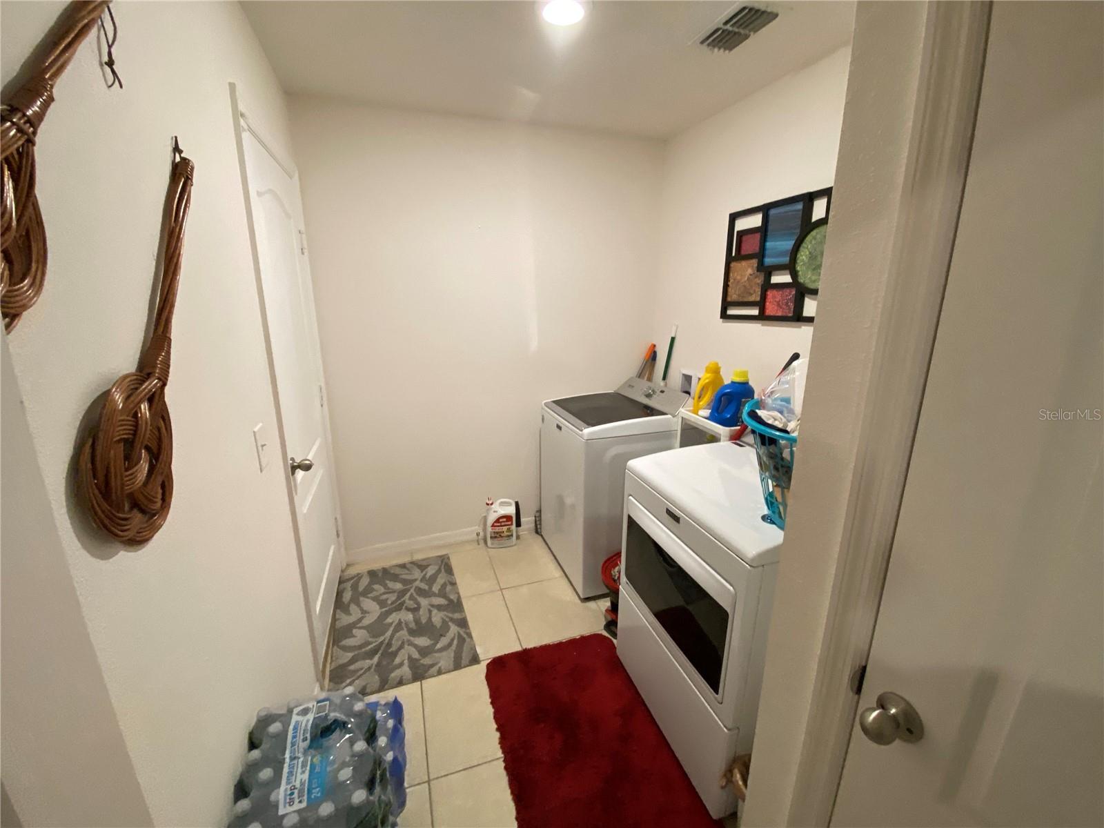 RIDGE/SWAN LAKE - Residential