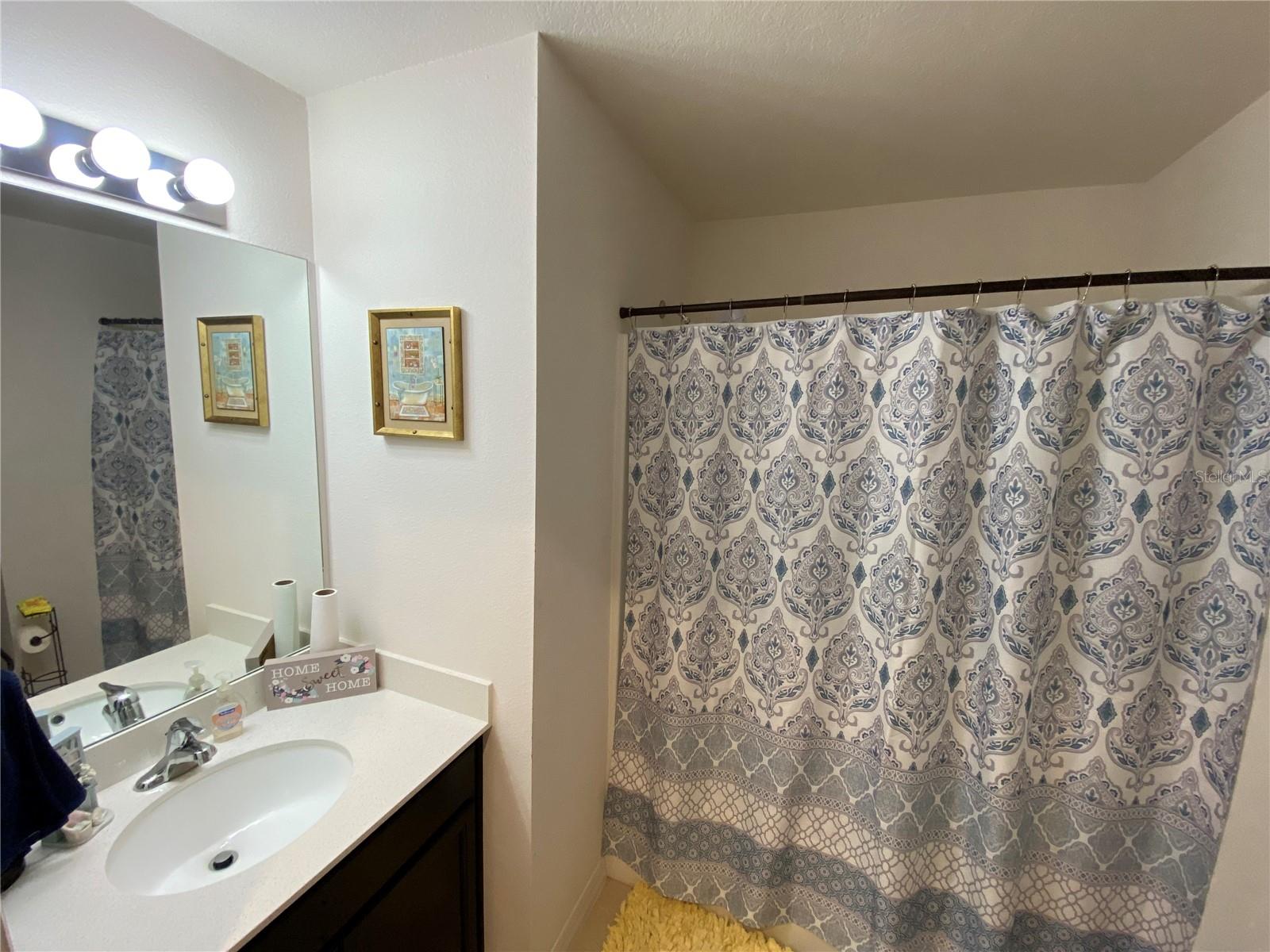 RIDGE/SWAN LAKE - Residential