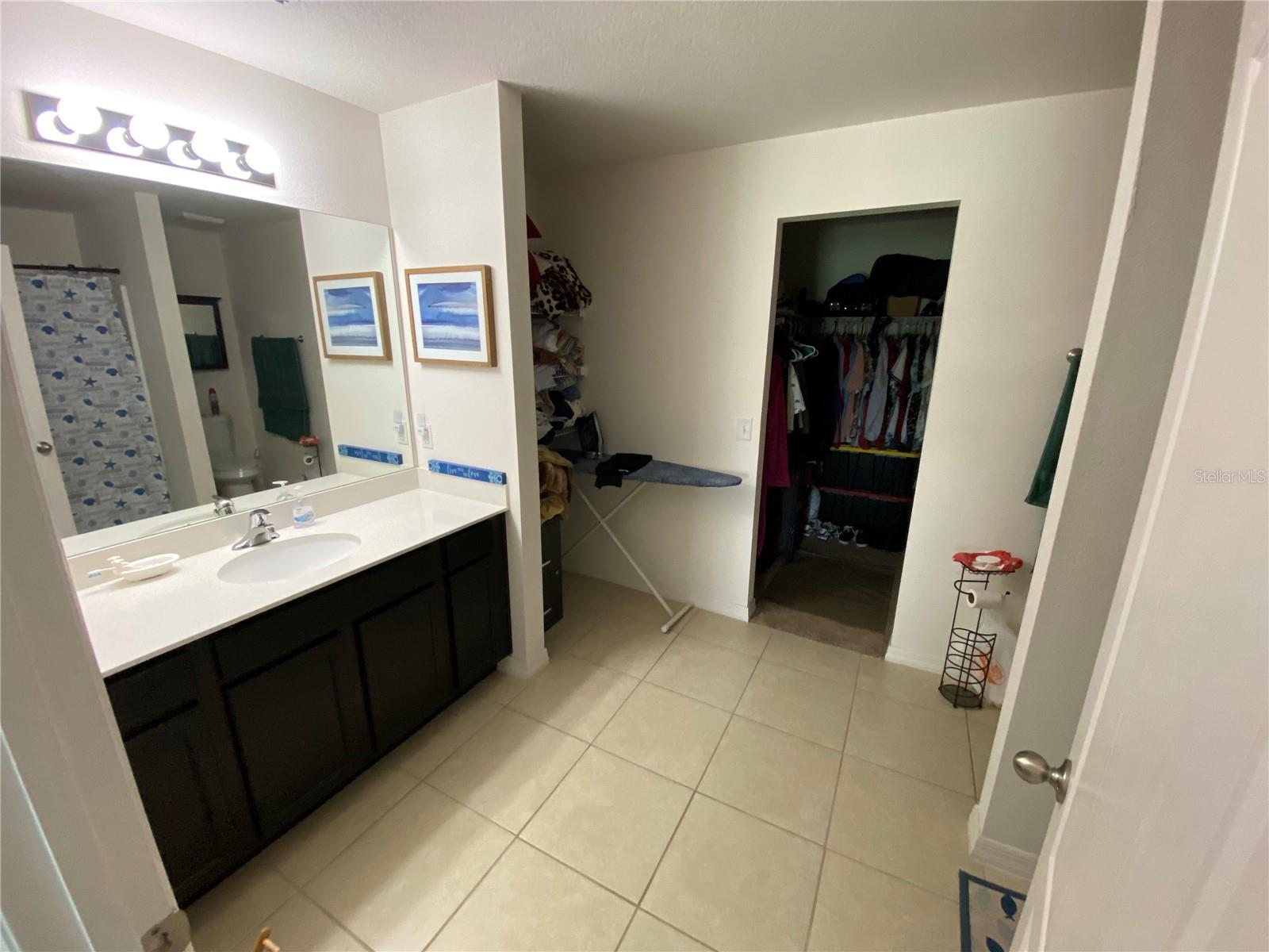 RIDGE/SWAN LAKE - Residential