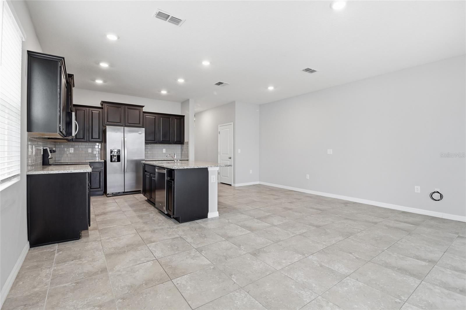 PROMENADE ESTATES PH I - Residential