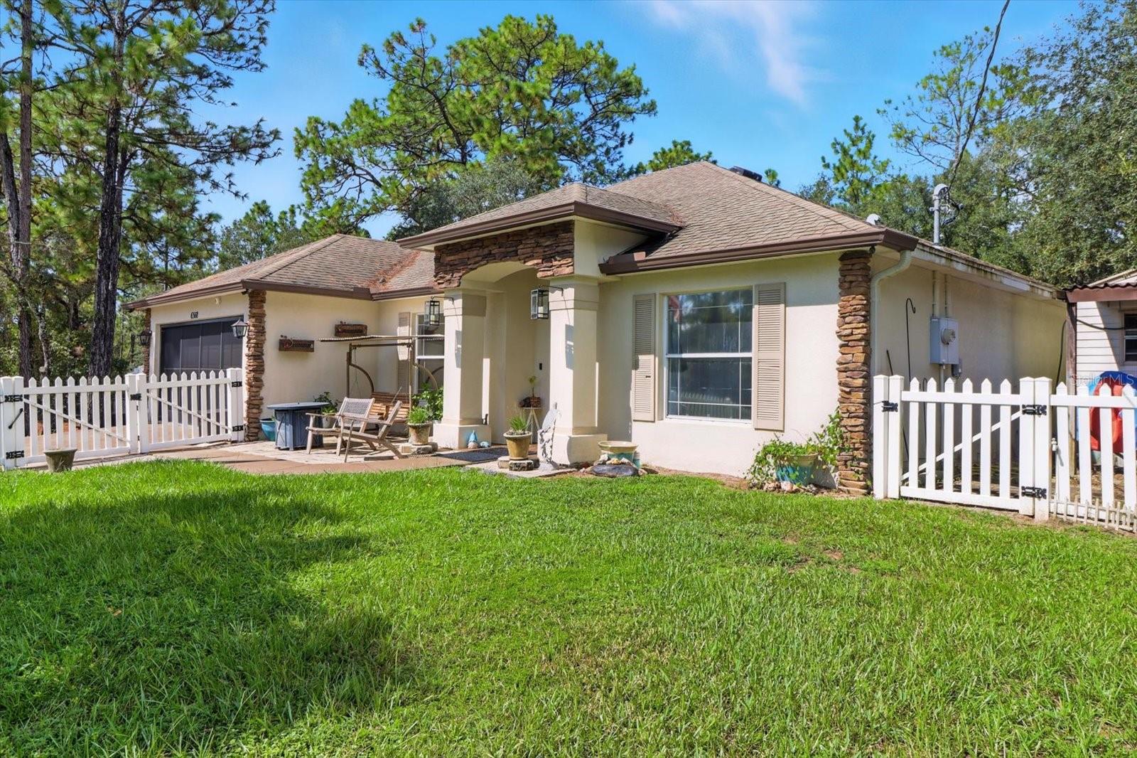 Move-in ready 4-bedroom, 2-bath home with an office in Citrus Springs! This spacious 2,093 sq ft home offers a flexible floor plan with both living and family rooms, plus a dedicated office space, great for remote work or study. Flooring includes a mix of carpet, tile, and modern LVP.
The kitchen features stainless steel appliances and ample storage, for everyday cooking or entertaining. The primary suite includes an updated bathroom with double vanities. Step outside to enjoy a fenced backyard, above-ground pool, and not one but TWO storage sheds for added convenience.
Additional highlights: 2-car garage with NEW Screen Door, whole home water treatment system, new gutter system, indoor laundry, and screened in porch. Located minutes to parks, schools, and shopping.
Don’t miss your opportunity to own a well-maintained home with space, comfort, and charm! Book your showing now and make it yours!