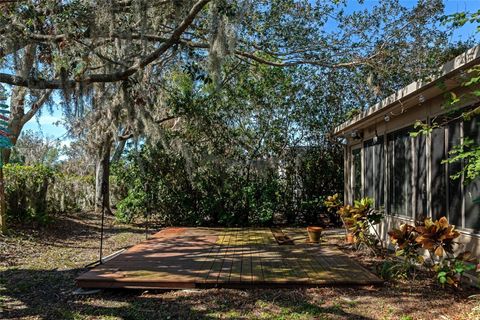 A home in PARRISH