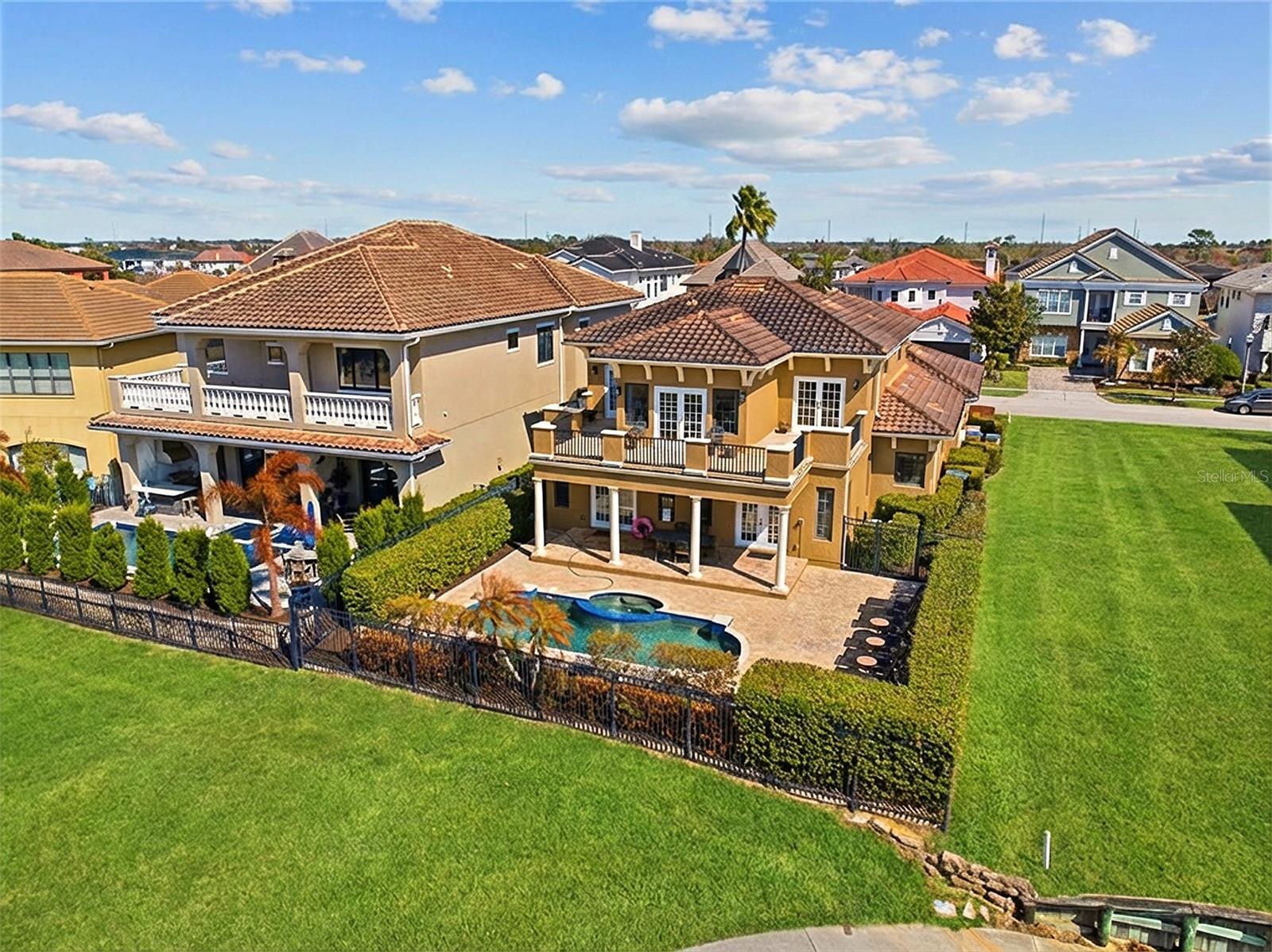 REUNION WEST VLGS NORTH - Residential