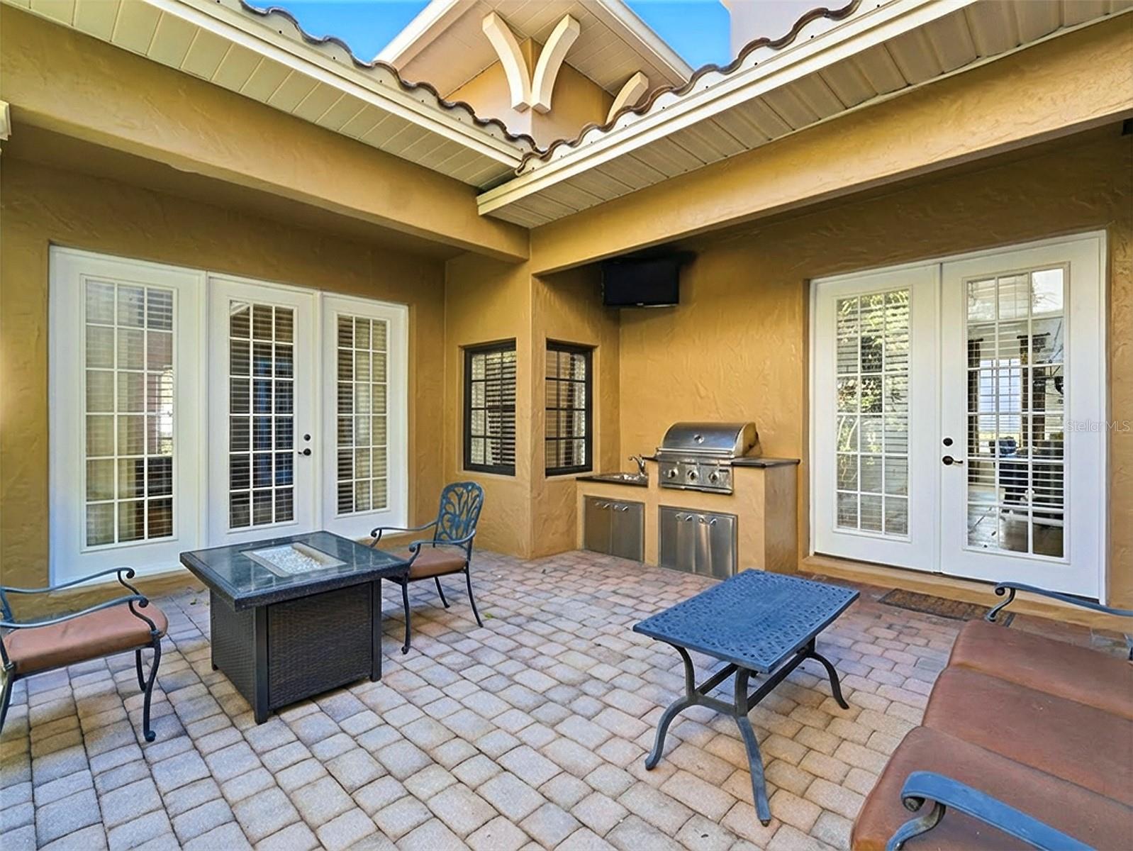 REUNION WEST VLGS NORTH - Residential