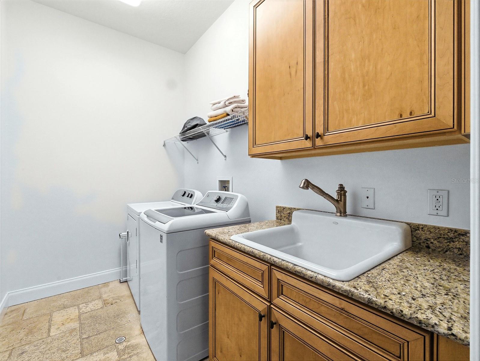 REUNION WEST VLGS NORTH - Residential