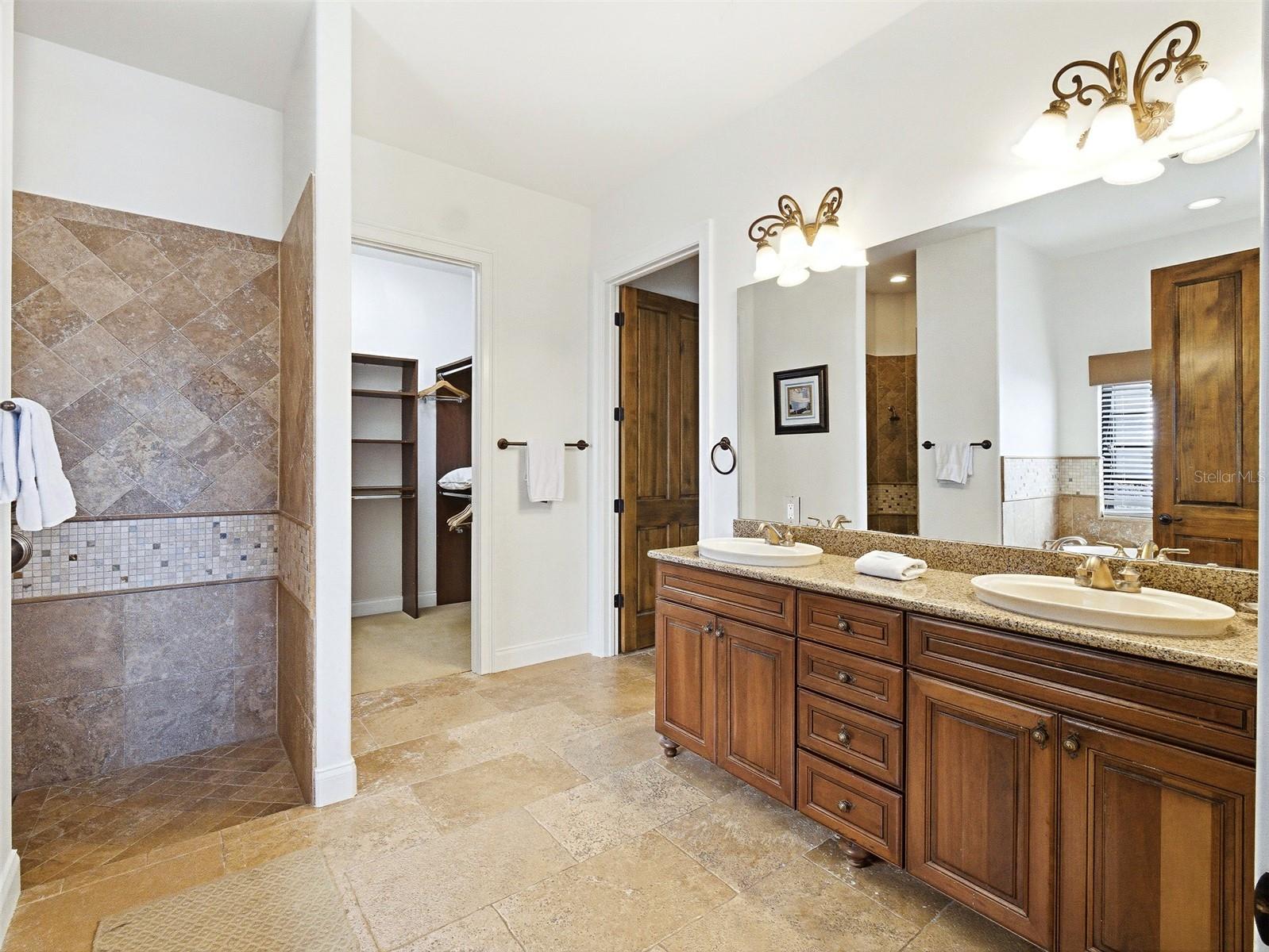 REUNION WEST VLGS NORTH - Residential